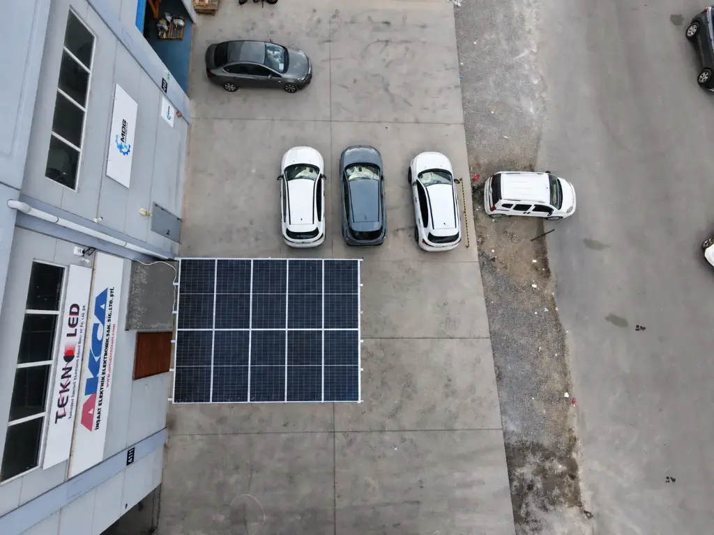 2 ARAÇLIK GES ENTEGRELİ CARPORT SİSTEMİ