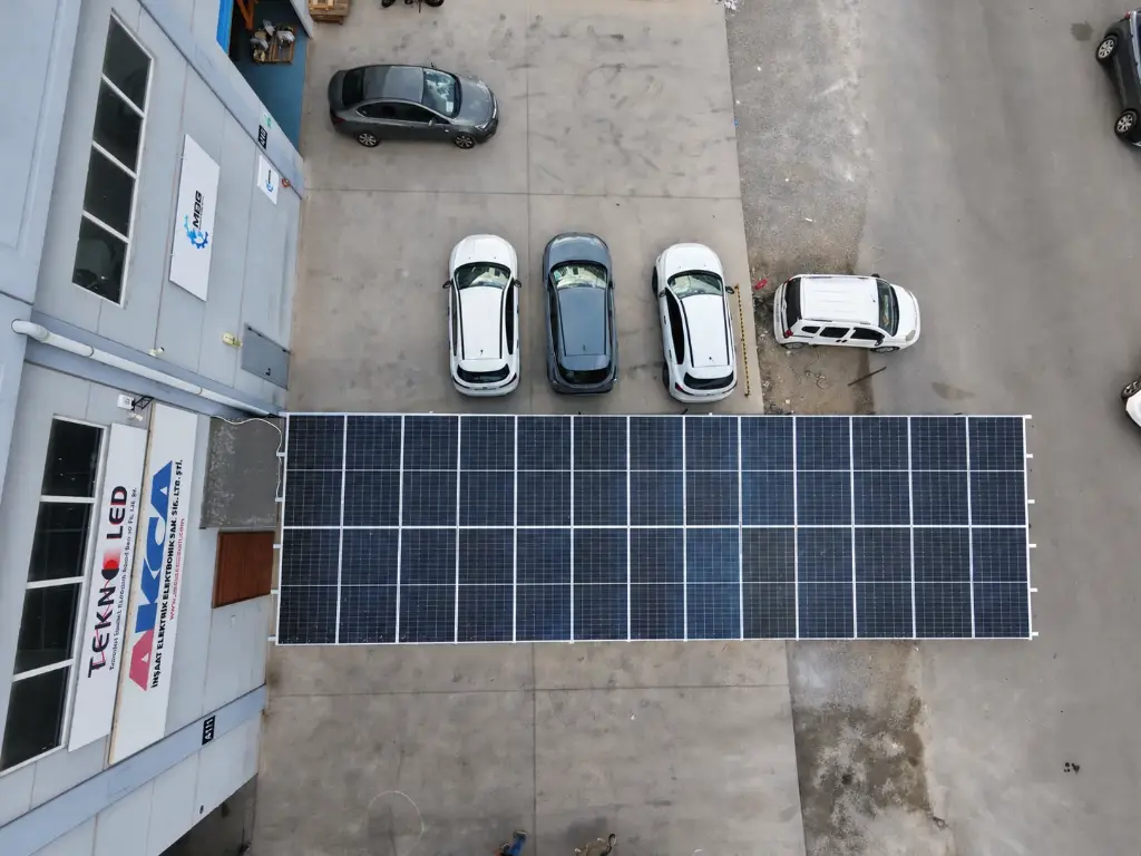 5 ARAÇLIK GES ENTEGRELİ CARPORT SİSTEMİ   